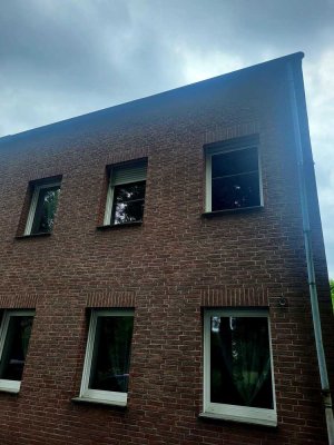 MG-Giesenkirchen - Doppelhaushälfte in ruhiger Lage mit viel Natur