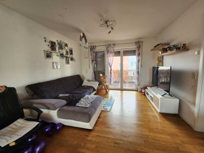 Helle 3,5-Zimmer Wohnung mit Balkon im 2. OG in Landhsuter Str., Regensburg-Kasernenviertel