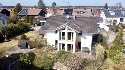 Ihr Traum vom Eigenheim! Gehobenes EFH mit hochwertiger Ausstattung und zusätzlichem Baurecht