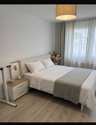 Voll möblierte 2-Zimmer-Wohnung in Düsseldorf zu vermieten