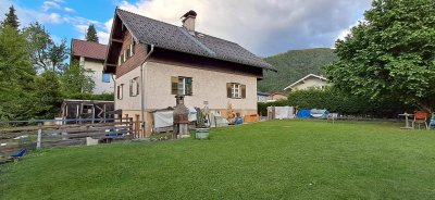 älteres Wohnhaus mit Garten und Balkon, im Zentrum von Kufstein.