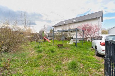 DIETZ: Großzügiges modernisiertes 2 Familienhaus auf großem Grundstück in der Gustav-Hacker-Siedlung