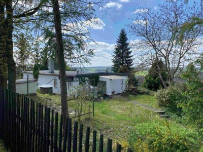 Wochenendgrundstück samt Ferienhaus mit Südwest-Terasse bei Greiz