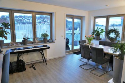 2-Zimmer Wohnung mit Balkon, EBK, TG-Stellplatz und Hausmeisterservice!