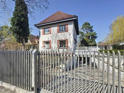 Exklusiv am See: Ihr neues Einfamilienhaus mit viel Platz, Garten & privater Terrasse!