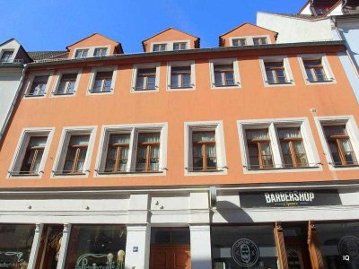 Dachterrasse! Gemütliche 2-Zimmer-Wohnung mit großer Essküche, Laminatboden wird noch neu verlegt