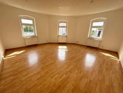 Wohnen mit Licht und Leichtigkeit - 2,5 Zimmer auf 85 m² in der Neustadt
