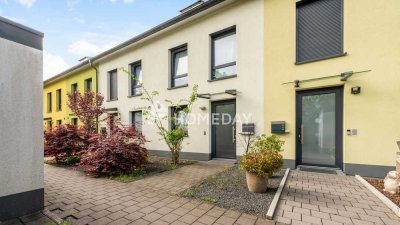 Moderne Wohnqualität mit Stil – Hochwertiges Reihenhaus mit Garten in familienfreundlicher Lage