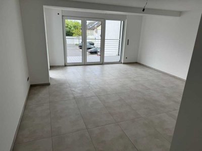 Neubau-Erstbezug, große 4-Zimmer Wohnung in Köln Dünnwald