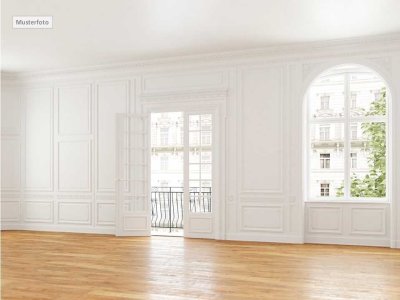 Provisionsfrei Etagenwohnung in 63450 Hanau, Philippsruher Allee