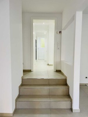 Erstbezug nach Sanierung mit Terrasse/Garten: exklusive 2-Zimmerwohnung in Remscheid