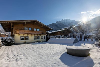Einfamilienhaus mit Outdoorpool in Traumlage von Waidring
