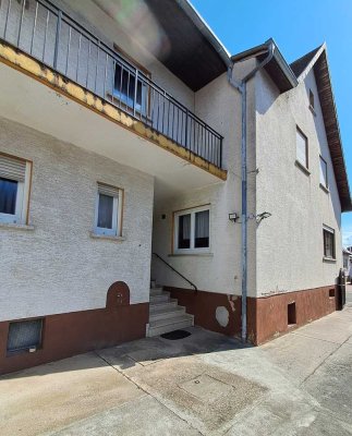 Familienfreundliches Wohnhaus mit großem Balkon