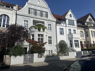 Altbaujuwel & ideal für Familien/Wohnen und Arbeiten: Maisonette mit Gartenzugang (2 WHG. im Paket)
