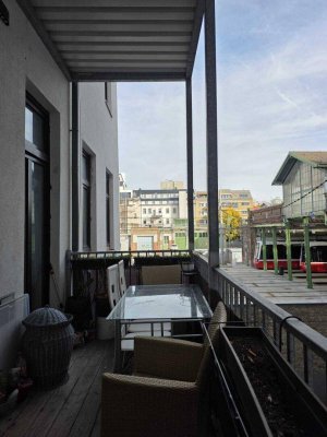 Moderne 3-Zimmer Wohnung, mit Balkon, hofseitig