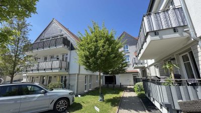 Helle & gepflegte 2 Zimmerwohnung mit EBK und TG Stellplatz in Wehen!