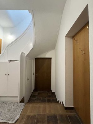 Erstbezug nach Sanierung – Stilvolle Maisonettewohnung im grünen Essen Huttrop