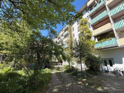 RESERVIERT! Helle 2-Zimmer-Wohnung in einem gepflegten Mehrfamilienhaus