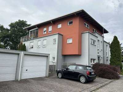 Traumhafte Terrassenwohnung mit großem Garten in Dreieich-Götzenhain!