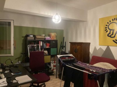 3 Zimmer Wohnung mit Balkon zum Park