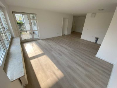 Komplett neu renovierte, schöne 2-Zimmerwohnung in Rudersberg