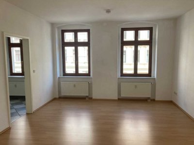 schöne 3-Raum-Wohnung mit Balkon und Aufzug