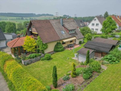 Zweifamilienhaus mit Platz für Generationen – Großzügiges Wohnen in VS-Marbach