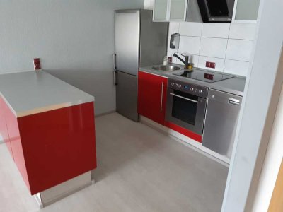 2 + Zimmer - Wohnung mit Charme , Klimatisiert ,Aussenbereich, mit Einbauküche