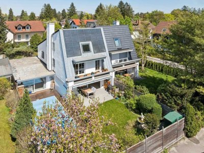 Stilvolle Doppelhaushälfte mit schönem Garten und Außenpool in begehrter Lage von München-Trudering