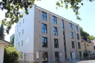 Neuwertig - freundliche 3-Zimmer-Wohnung mit Terrasse oder Balkon ab dem 01.12.2025