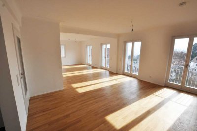 Stilvolles Wohnen in Stuttgart: Große 5-Zimmer-Wohnung in zentraler Lage