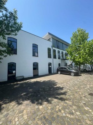 Wohnen mit Charakter: Großzügige 4-Zimmer-Wohnung in Düsseldorf-Friedrichstadt