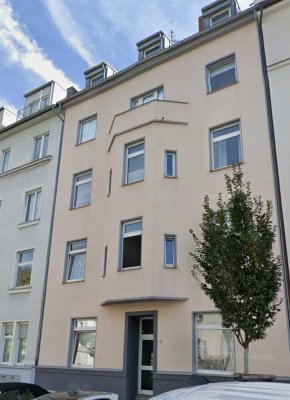 Geräumige, vollständig renovierte 1-Zimmer-Wohnung zur Miete in Düsseldorf