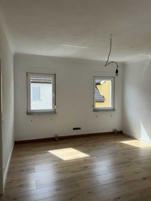 Renovierte helle 4-Zimmer-Wohnung in Göppingen mit moderner Ausstattung