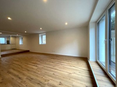 Mit idyllischer Terrasse: Ihr frisch kernsaniertes Zuhause in Heilbronn-Ost