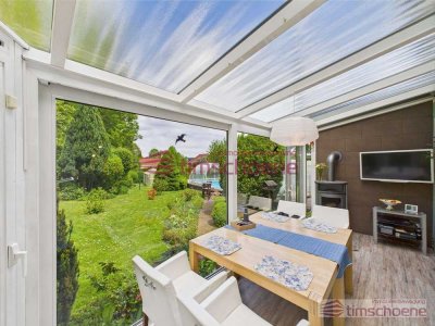 ***Ihr neues Zuhause in Waltershausen: Mit Garten, großem Pool und entspannender Sauna!***