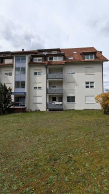 Gepflegte 2,5-Zimmer Wohnung mit Balkon im 2. OG in Calw