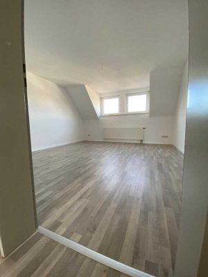 Ideal aufgeteilte 3-Zimmer-Wohnung in ruhiger Lage von Solingen-Gräfrath