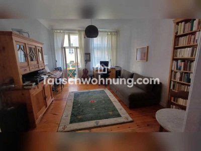Tauschwohnung: Ruhige 2-Zimmer im Altbau mit Balkon 2. OG im HH