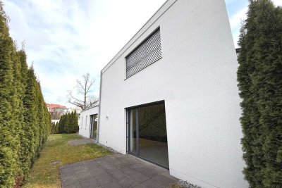 Stylishes Zuhause für Junggesellen oder Paare – modernes Design, High-End-Ausstattung & Top-Lage!