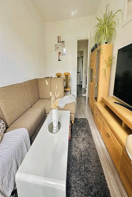 Helle Wohnung in Stuttgart mit 2 Zimmern eingerichtet