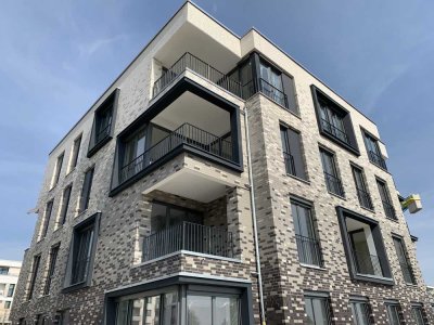 Toplage am Schweriner See,  moderne 4-Zimmer-Wohnung mit EBK und Süd-/West-Balkon