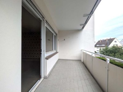 Sofort beziehbare 3-Zimmer-Wohnung mit Balkon & Stellplatz in Ludwigsburg!