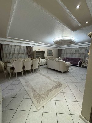 Großzügige 4-Zimmer Wohnung in Bietigheim mit Garten