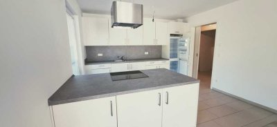 Besondere+große Wohnung*tolle Einbau-KÜCHE*SÜD-WEST-Balkon*fast am Wasser: Dahme*LIFT