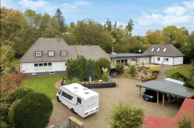 Exklusives Anwesen mit parkähnlichem Grundstück - Ostseenähe