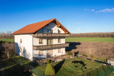 Mehrgenerationenhaus oder Kapitalanlage - Haus mit süddeutschem Charme