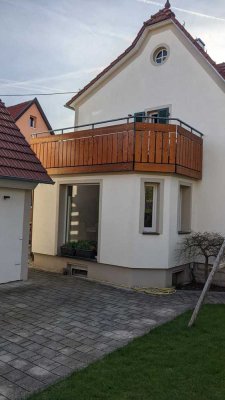 Vollständig renoviertes Einfamilienhaus mit Einbauküche in Großsachsenheim