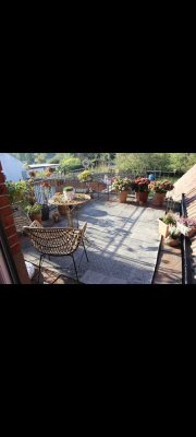 Gepflegte 2,5-Zimmer Dachgeschosswohnung mit Dachterrasse in Lemwerder
