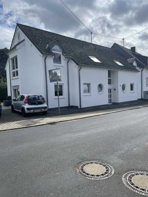 Schöne und gepflegte 2-Raum-Wohnung in Binningen